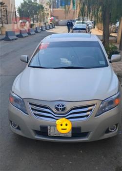 تۆیۆتا کامری